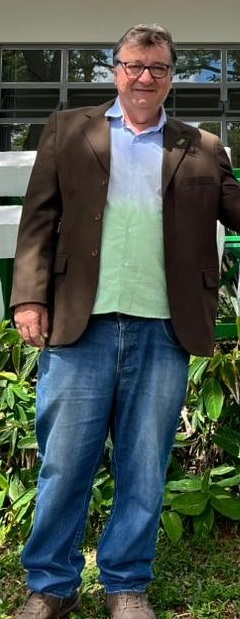 Prof. Lourival Marin Mendes